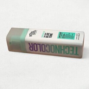 Bondi Sands Technocolor Self Tanning Foam in Emerald for a Deep Olive Tone